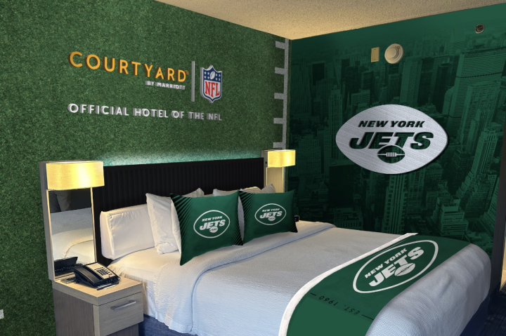 Marriott Bonvoy Moments Super Bowl LVI Packages Available For Bidding &  Purchase - LoyaltyLobby